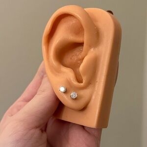 0.35ct natural diamonds 14kt solid white gold solitaire stud earrings